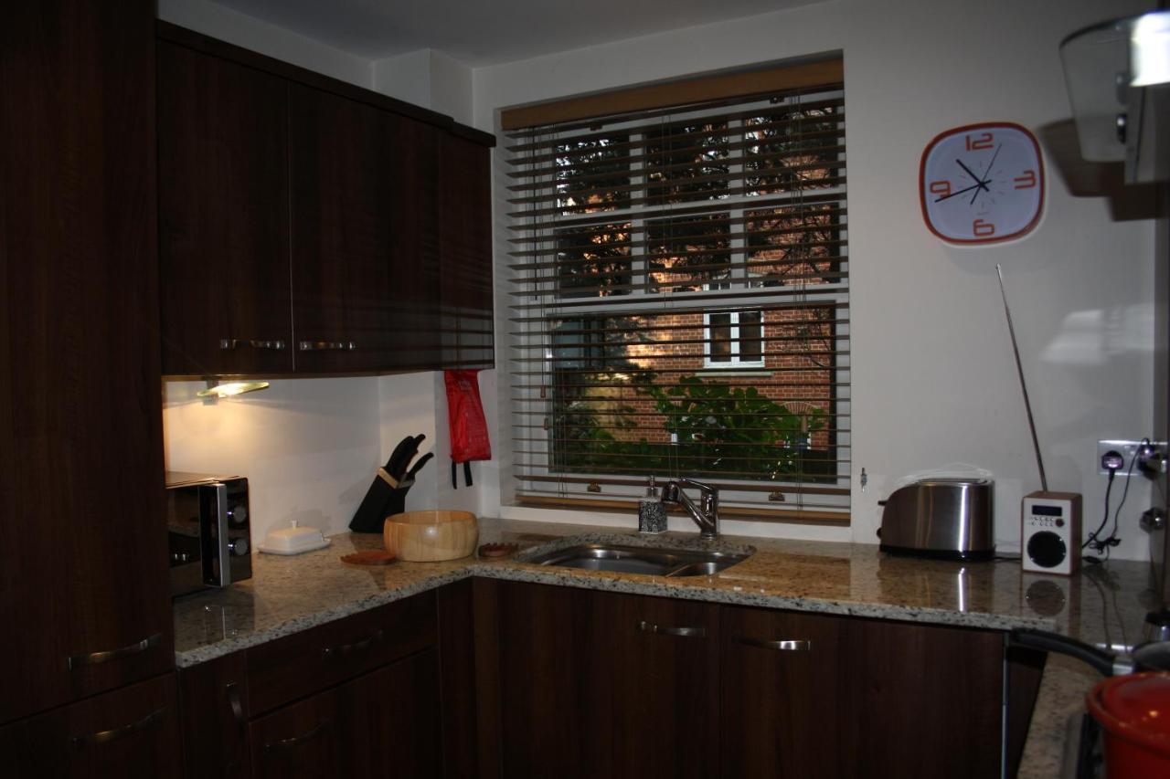 Ferienwohnung Canterbury Elms Court Zimmer foto
